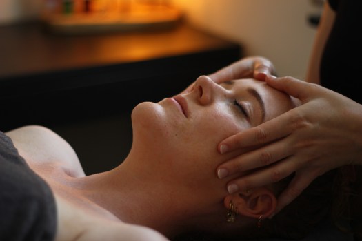 Ontspanningsmassage en gezichtsmassage te Veghel bij Zwaan massage.